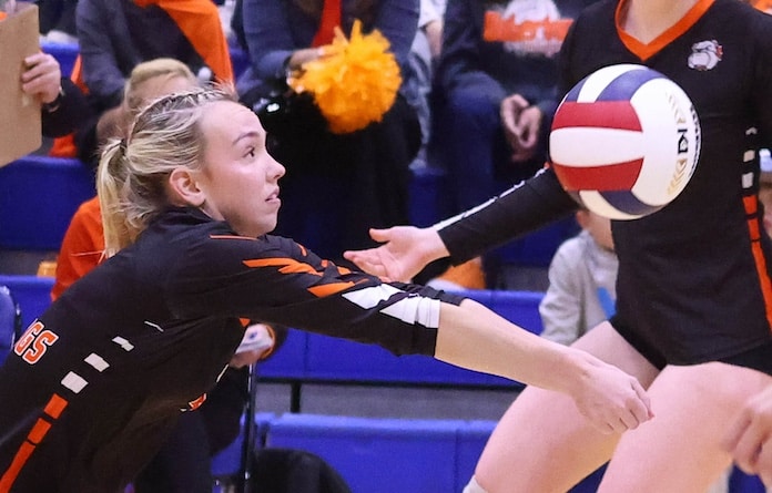 Emerson Horvath (4) of Waterloo digs a serve from Mascoutah in the Class 3A Salem Sectional girls volleyball final at Southwestern Illinois College in Belleville on Thursday, November 7, 2024. Paul Baillargeon